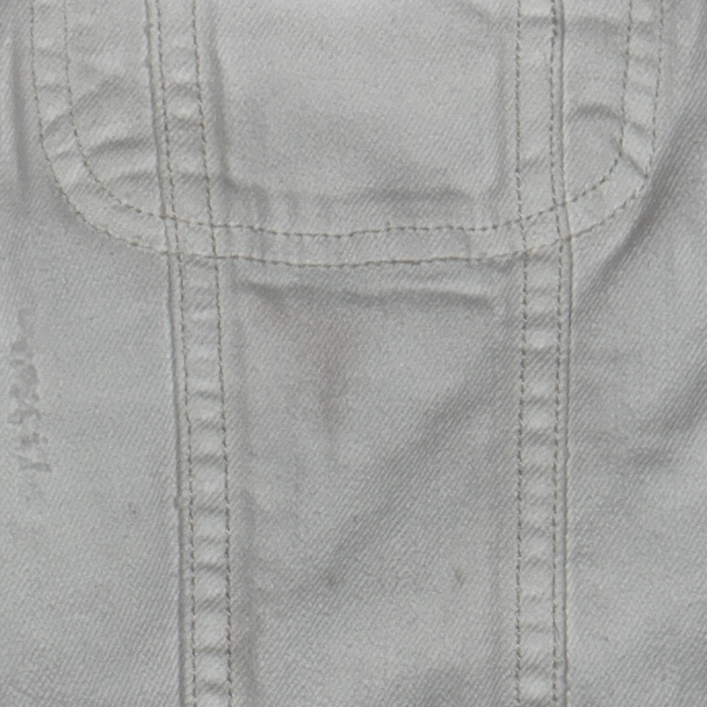 Old Navy Women's White Jean Jacket - Picture 10 of 10